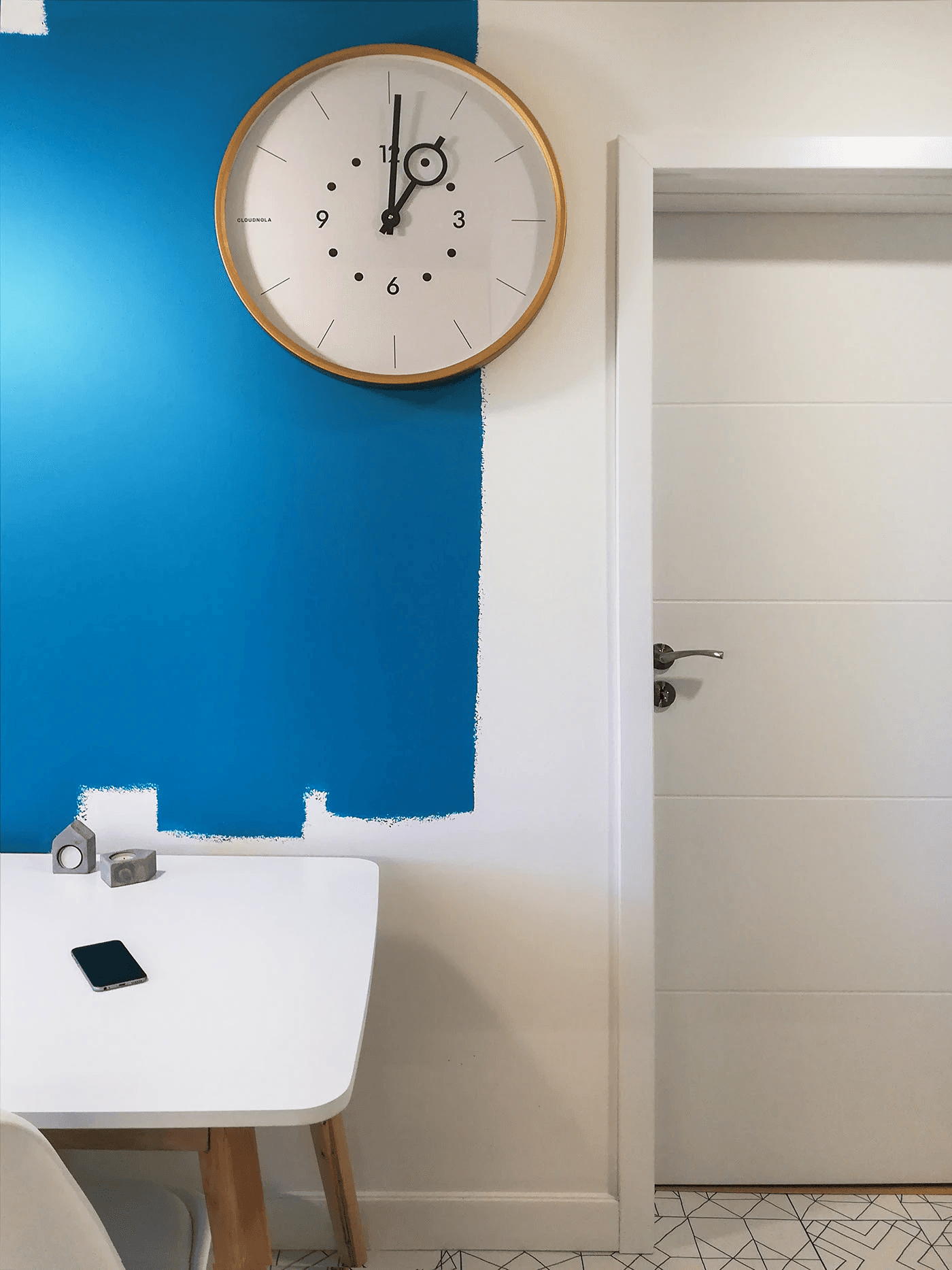 Apartament cu bucătărie galbenă în Cluj-Napoca (13)